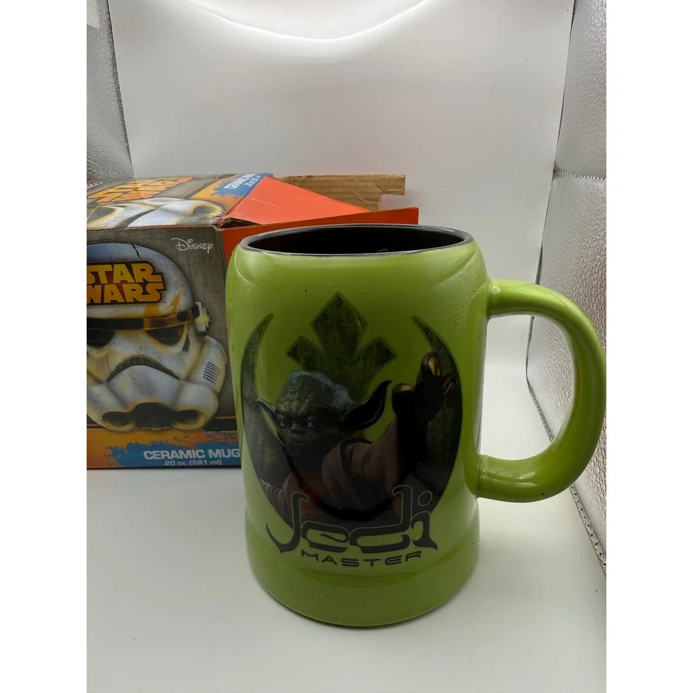 Star Wars Yoda Jedi Master Ceramic Mug 20 oz Green Use The Force Disney New Box